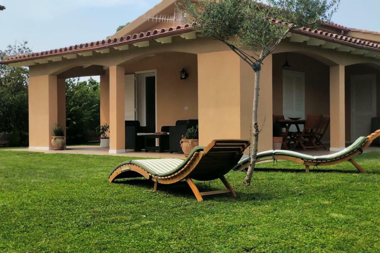Oca Bianca Villa Pescia Romana Exterior photo